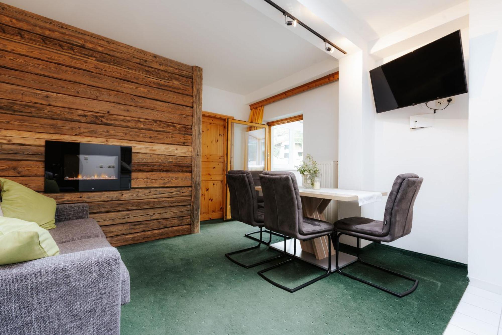 Ferienwohnungen Badbruckerweg- Bad Gastein Esterno foto